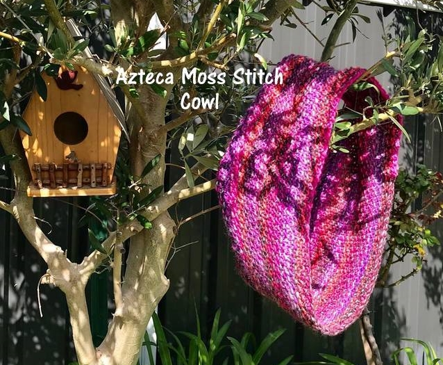 Azteca Moss Stitch Cowl